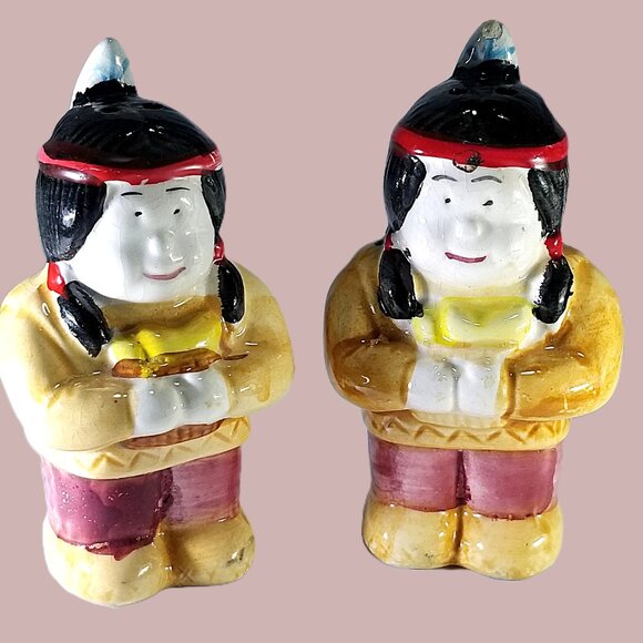 Native American Indian Salt & Pepper Shakers Porcelain Native Chiefs ServeWare - Picture 7 of 8